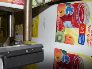 Beschriftung von Verpackungsfolien Folie mit Verpackung