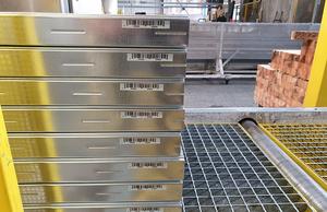 Nass-in-Nass-Druck von 1D Code auf Metallprofilen - REA JET HR Nass-in-Nass-Druck von 1D Code auf Metallprofilen - REA JET HR